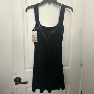 Halara black velvet mini dress NWT XS